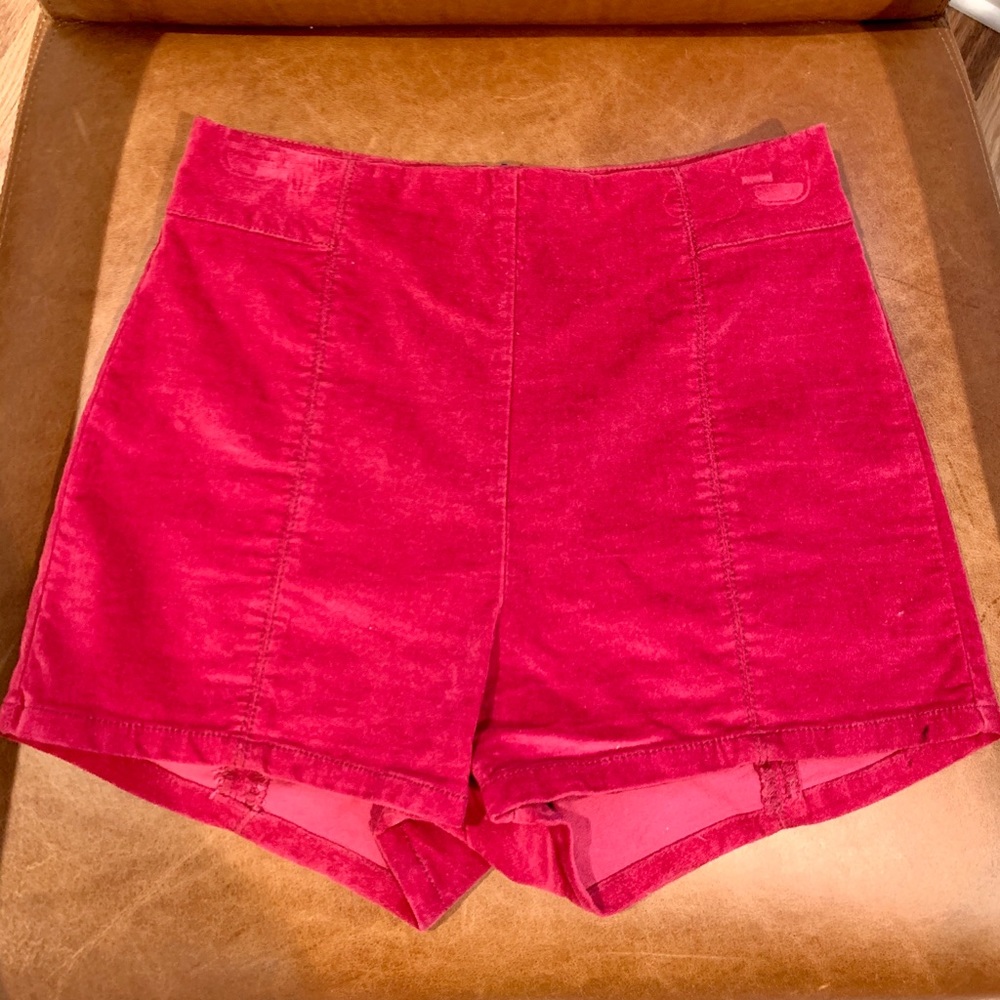 Kimchi Blue High Waisted Red Velvet Shorts- size 2
